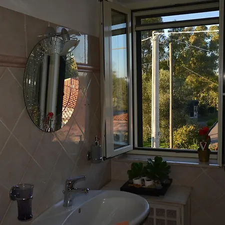 Rosas Villa